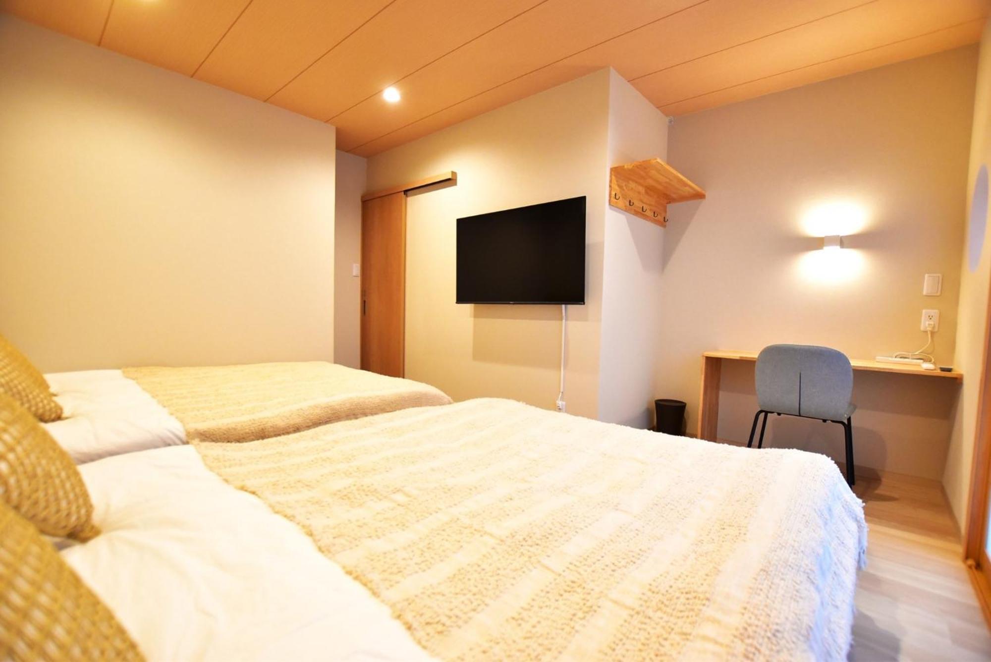 Tamatsukan 玉津館, Kansai Airport 關西空港 57 Mins, Namba 6 Mins, Nihonbashi 4 Mins, Universal Studio 37 Mins, Nara 30 Mins, Walk Jr Tsuruhashi 7 Mins, Early Check In Ōsaka Exterior foto
